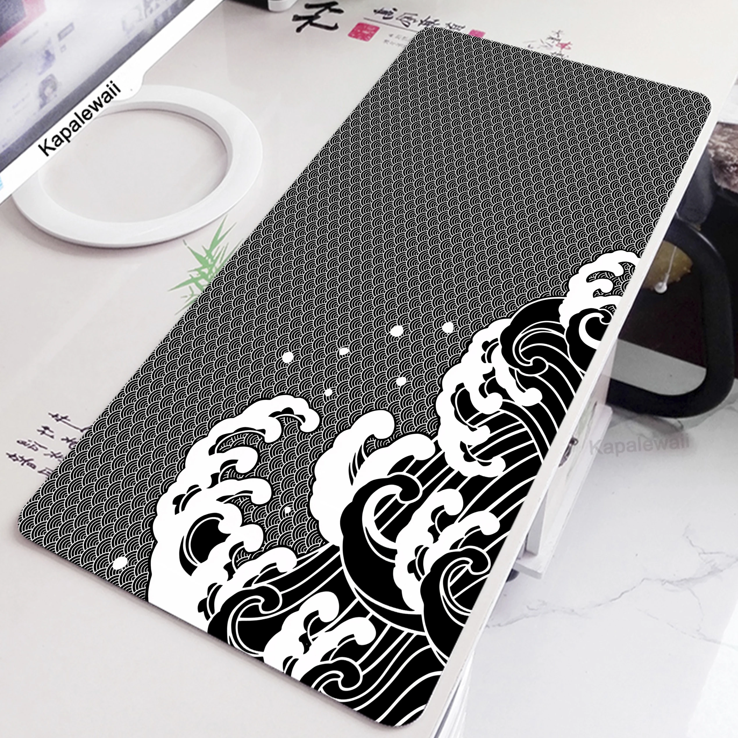 Japanese Great Off Wave Mouse Pad XXL Locking Edge Mouse Mat Gaming Mousepad Black and White Desk Mat Table Carpet Keyboard Pads
Japanese Great Off Wave Mouse Pad XXL Locking Edge Mouse Mat Gaming Mousepad Black and White Desk Mat Table Carpet Keyboard Pads