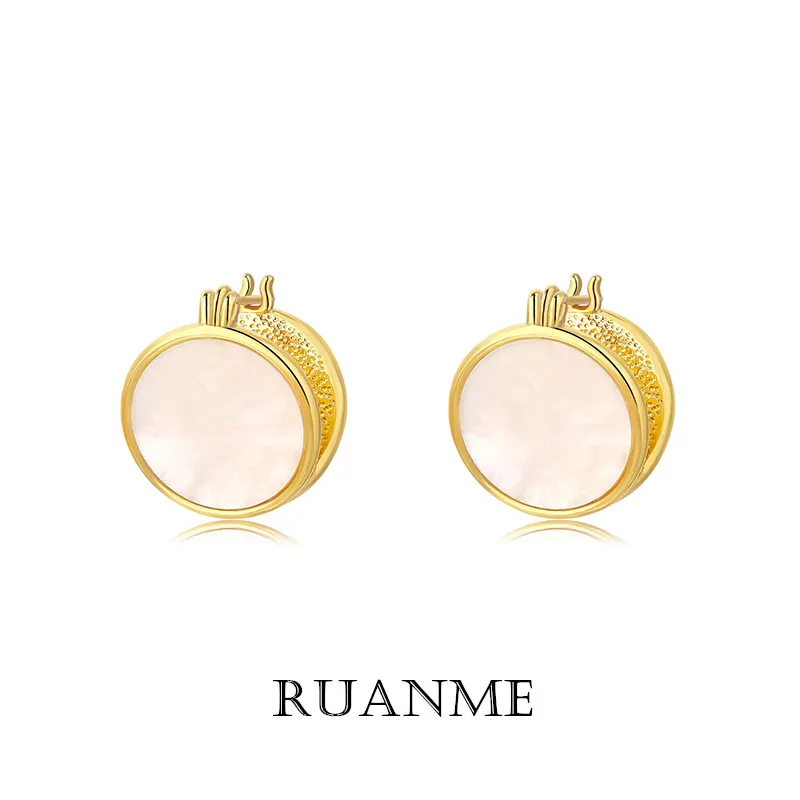 European and American Fashion Double-Sided Acrylic Earring Abalone Grain Circular Ear clip Earrings Dazzle Colour Metal Geometry
European and American Fashion Double-Sided Acrylic Earring Abalone Grain Circular Ear clip Earrings Dazzle Colour Metal Geometry