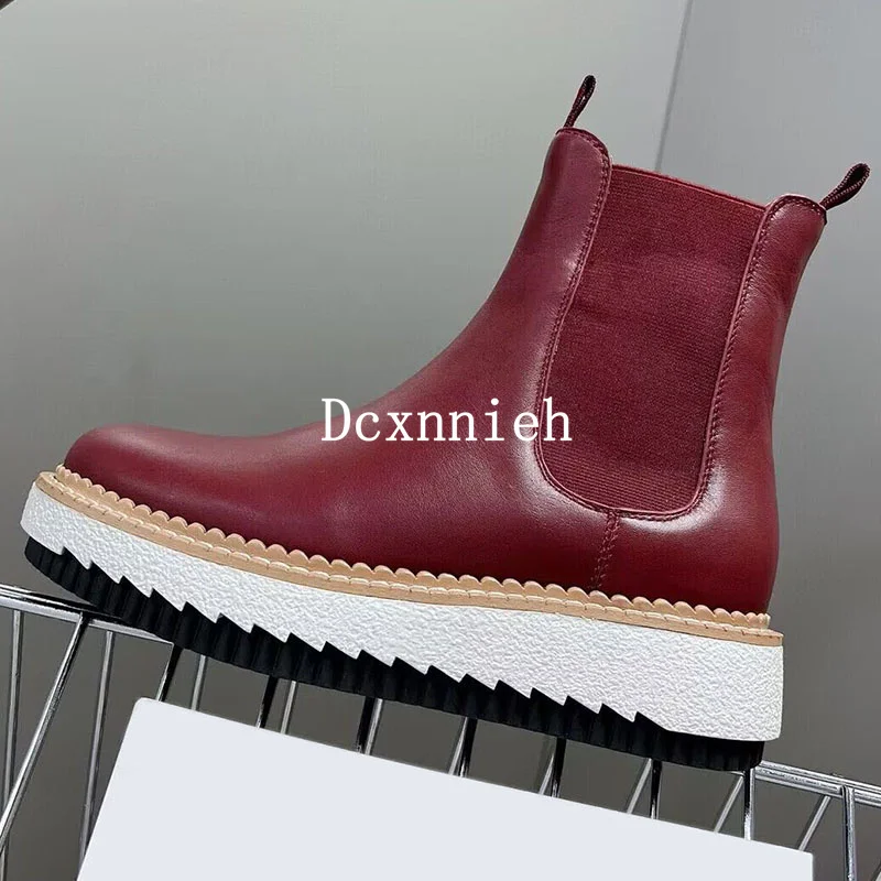 Round Toe Genuine Leather Solid Ankle Botas Women's Elastic Band Splicing Short Boots Winter Thick Heel Non-slip Chelsea Boots
Round Toe Genuine Leather Solid Ankle Botas Women's Elastic Band Splicing Short Boots Winter Thick Heel Non-slip Chelsea Boots