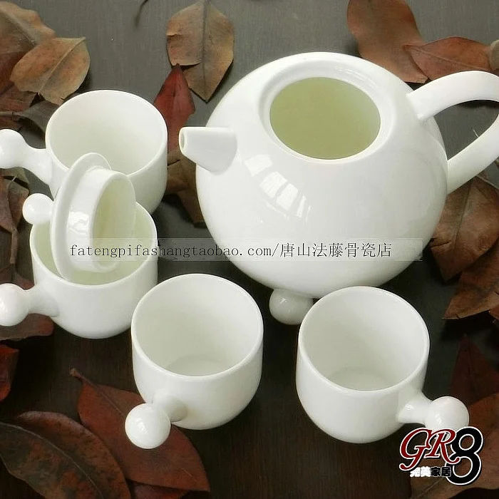 

Elegant Bone China Tea Pot Set, Chinese Tea Set, Creative Designed, Five-piece Set, Ceramic Tea Cups, Tazas Cafe Pot and Cup Set