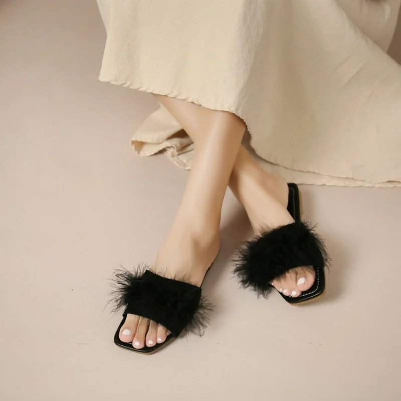 

Summer Outdoor Mules Slippers Women Fashion Square Toe Furry Flat Shoes Office Ladies Feather Slides Chic Flats Red White