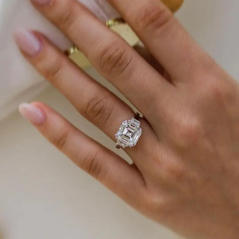 JOVOVASMILE 3.5 Carat 9mm Asscher Cut Moissanite Ring for Women Two Mid-sized Flanking Gift
JOVOVASMILE 3.5 Carat 9mm Asscher Cut Moissanite Ring for Women Two Mid-sized Flanking Gift