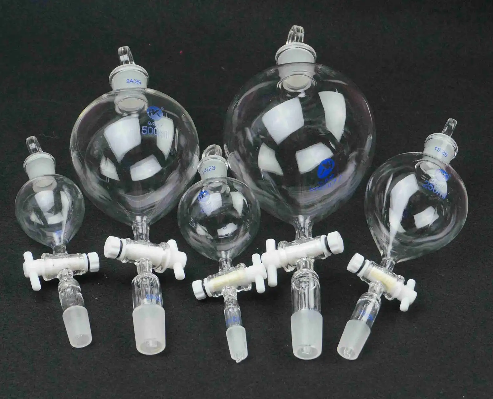 1000ml 24/29 29/32 Ground Joint Ball Shaped Lab Separatory Funnel With PTFE Stopcock
1000ml 24/29 29/32 Ground Joint Ball Shaped Lab Separatory Funnel With PTFE Stopcock
