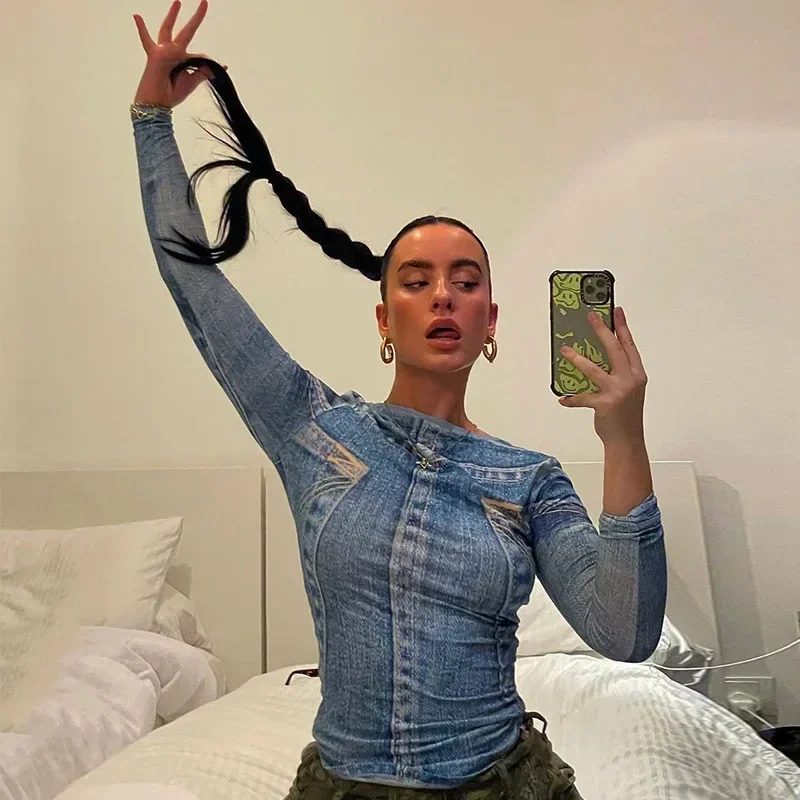 Long Sleeve Y2K Slim Fit T-Shirt For Women Casual Streetwear Basic Tee Fashion Cropped Tops O-Neck Sexy Skinny Solid Ladies Top
Long Sleeve Y2K Slim Fit T-Shirt For Women Casual Streetwear Basic Tee Fashion Cropped Tops O-Neck Sexy Skinny Solid Ladies Top