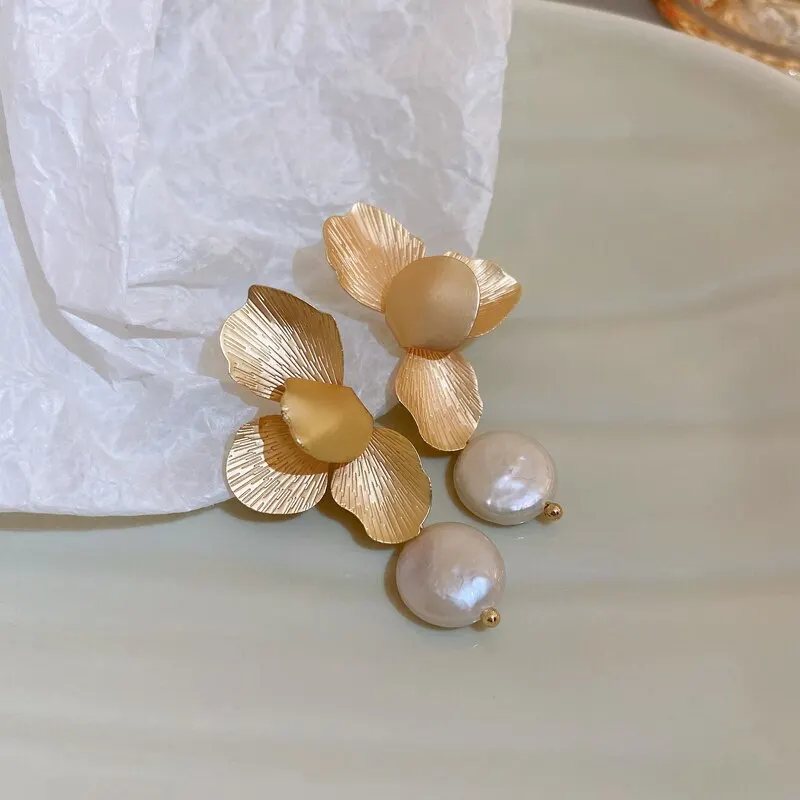 Elegant Natural Freshwater Pearls Earrings for Women Vintage Golden Petals Flower Drop Earring Jewelry For Party Wedding 6 Mallzona Saf020a6be6074fa7bb889938f285887fR Elegant Natural Freshwater Pearls Earrings for Women Vintage Golden Petals Flower Drop Earring Jewelry For Party Wedding Mallzona