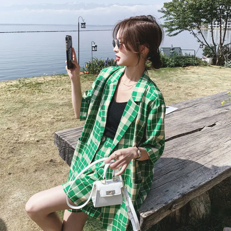 Elegant Green Plaid Blazer Suits High-end 2022 Summer Fashion Casual Age-reducing Two-piece Set Women Short Suits Office Lady
Elegant Green Plaid Blazer Suits High-end 2022 Summer Fashion Casual Age-reducing Two-piece Set Women Short Suits Office Lady