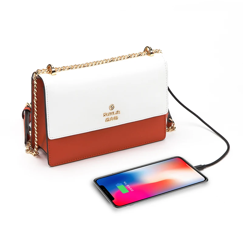 Sunlik wireless charger handbag with 10000mah power bank for mobilephone , Iphone 12 fast charger minibag best quality
Sunlik wireless charger handbag with 10000mah power bank for mobilephone , Iphone 12 fast charger minibag best quality