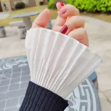 DIY Lace Detachable Cuffs Embroidery Daisy Fake Sleeves Elastic Wild Wrist Pleated Organ Lolita Cos Fake Sleeves Cuff Extension
DIY Lace Detachable Cuffs Embroidery Daisy Fake Sleeves Elastic Wild Wrist Pleated Organ Lolita Cos Fake Sleeves Cuff Extension