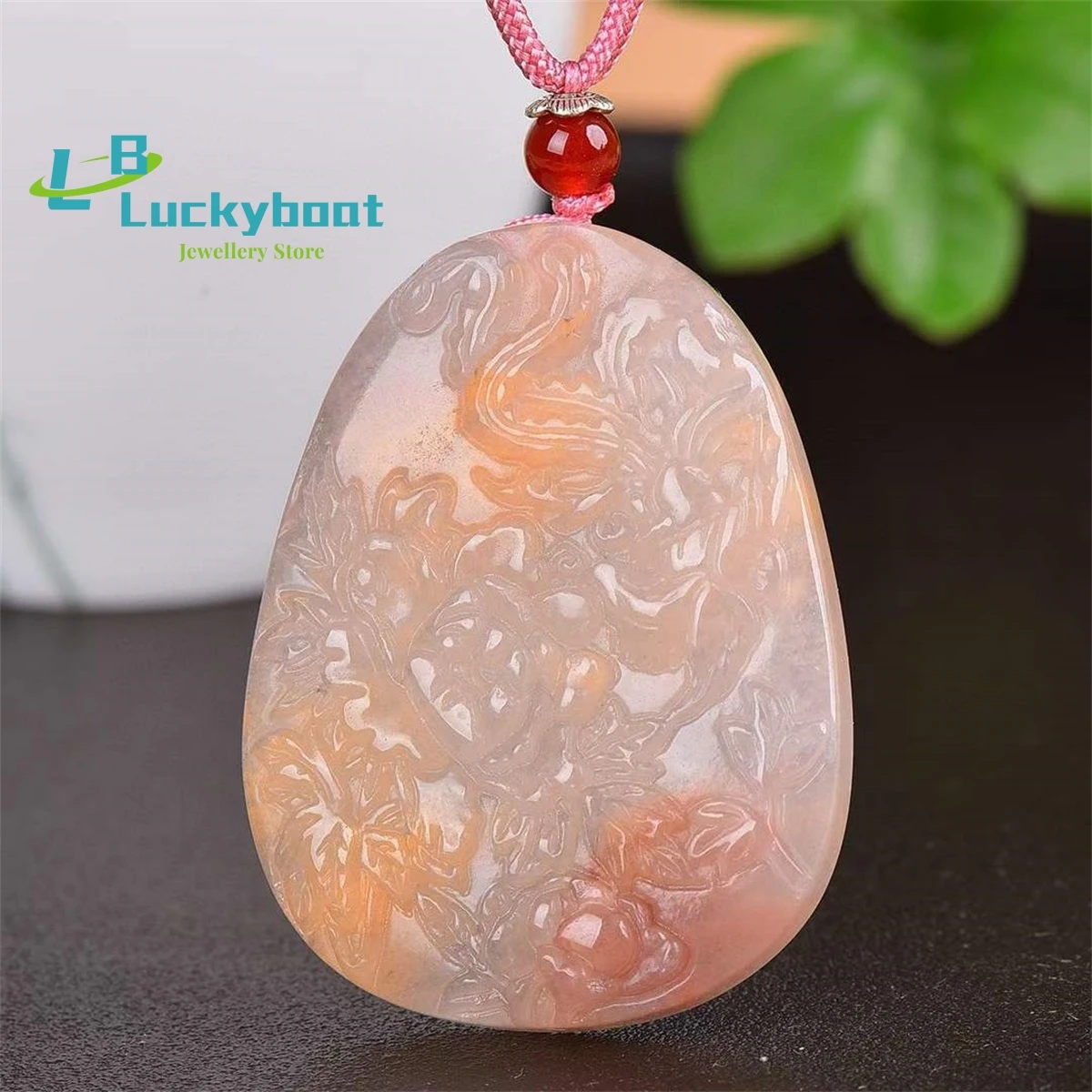 Natural Gold Silk Jade Flower Blossoming Rich and Noble Pendant Simple and Personalized Fashion Versatile for Men and Women
Natural Gold Silk Jade Flower Blossoming Rich and Noble Pendant Simple and Personalized Fashion Versatile for Men and Women