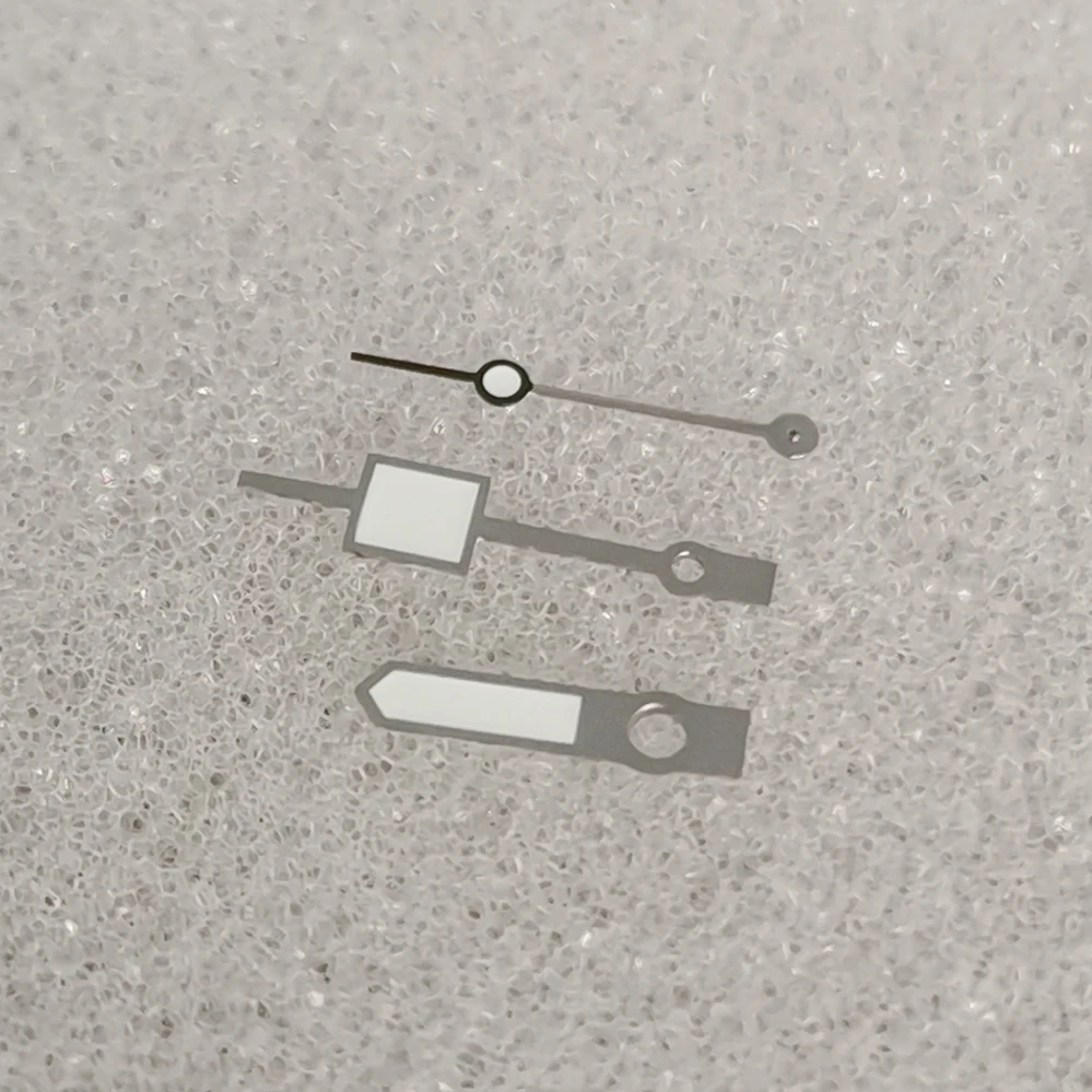 S-Watch New refitted watch needle geometry square green luminous pointer refitted NH35/36/4R/7S movement
S-Watch New refitted watch needle geometry square green luminous pointer refitted NH35/36/4R/7S movement