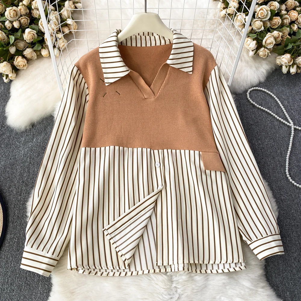 Clothland Women Retro Patchwork Blouse Fake Two Piece Knitwear Long Sleeve Striped Shirt Pullover Chic Tops Blusa LA884
Clothland Women Retro Patchwork Blouse Fake Two Piece Knitwear Long Sleeve Striped Shirt Pullover Chic Tops Blusa LA884