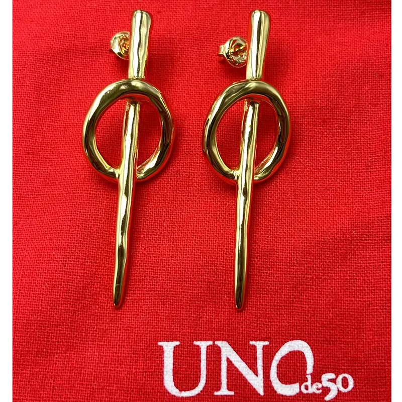 2023 UNOde50 Hot Selling High Quality Exquisite Women's Earrings Romantic Jewelry Gift Bag Delivery in Europe and America
2023 UNOde50 Hot Selling High Quality Exquisite Women's Earrings Romantic Jewelry Gift Bag Delivery in Europe and America
