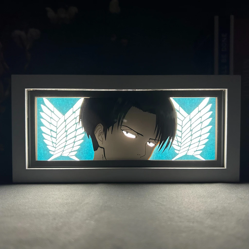 Levi Ackerman светодиодный светильник с аниме коробка, крутая ручная работа, разрезанная бумага, настольная лампа, настольная полка, Декор, ночник, атака на Титанов
Levi Ackerman светодиодный светильник с аниме коробка, крутая ручная работа, разрезанная бумага, настольная лампа, настольная полка, Декор, ночник, атака на Титанов