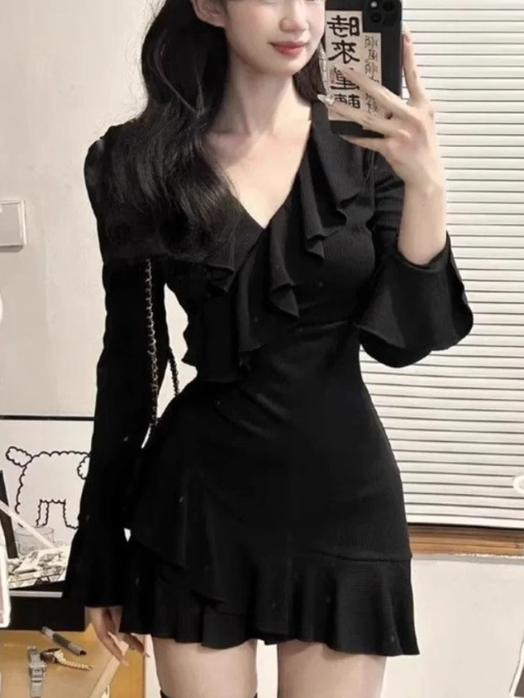

Осень 2024, элегантное черное платье-мини во французском стиле Y2k, повседневное короткое платье с длинным рукавом, женское офисное облегающее однотонное платье, женское шикарное платье