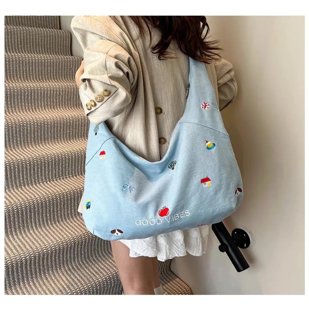 Zipper Closure Shoulder Bag Embroidered Design Korean Style Canvas Bag Sweet Style Cute Design Large-capacity Bag Class Use Zipper Closure Shoulder Bag Embroidered Design Korean Style Canvas Bag Sweet Style Cute Design Large-capacity Bag Class Use