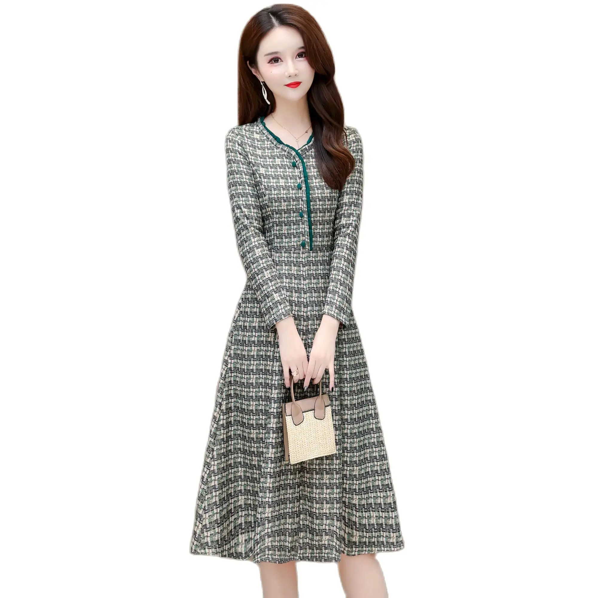 2023 Autumn Women New Waist Print Lady's High End Design Atmospheric Mid Length Lattice Dress Free Shipping
2023 Autumn Women New Waist Print Lady's High End Design Atmospheric Mid Length Lattice Dress Free Shipping