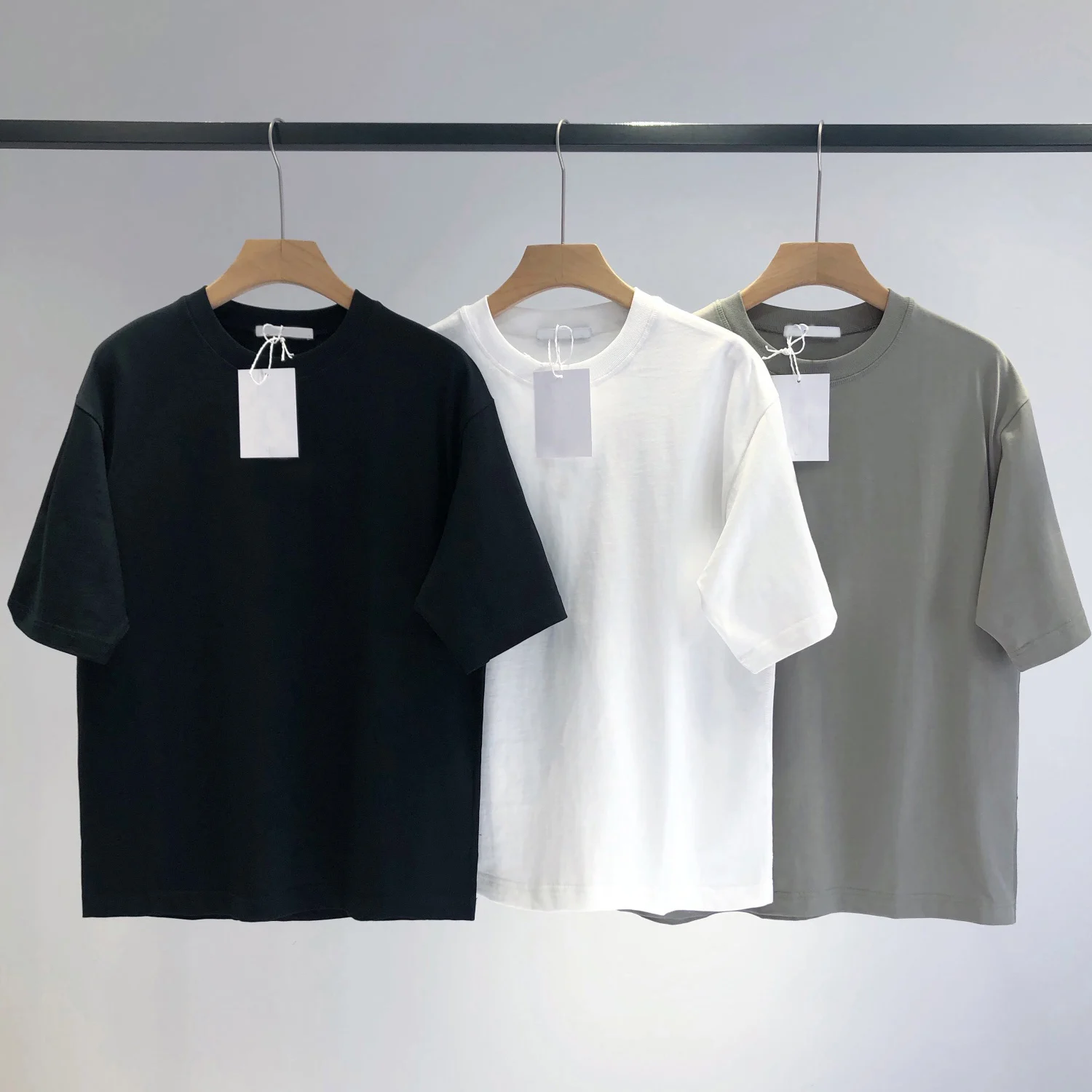 2023 summer lovers letter series cotton slim round neck Short Sleeve T-Shirt classic versatile Tee
2023 summer lovers letter series cotton slim round neck Short Sleeve T-Shirt classic versatile Tee