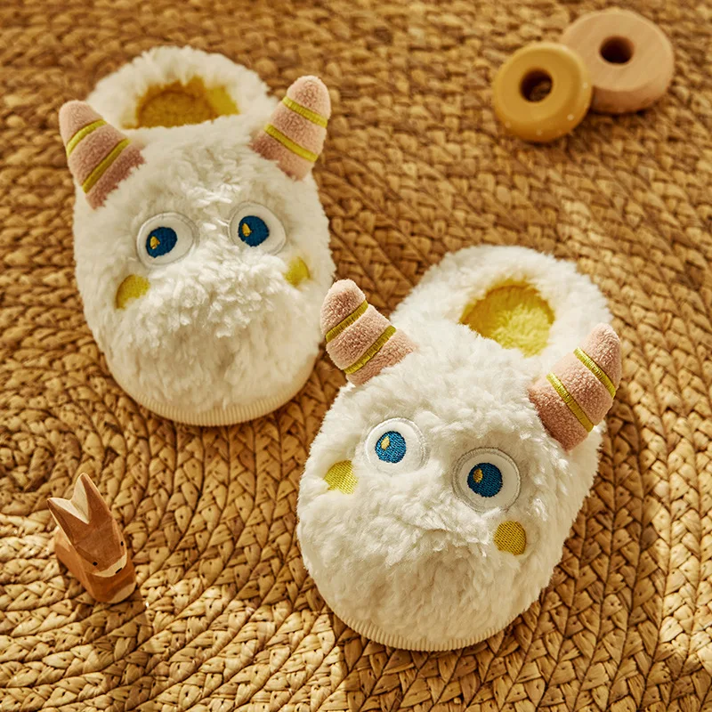 Winter Children Garden Shoes Waterproof Non Slip Home Slippers for Boys Girls Plush Warm Soft Light Indoor Shoes Kids Slippers
Winter Children Garden Shoes Waterproof Non Slip Home Slippers for Boys Girls Plush Warm Soft Light Indoor Shoes Kids Slippers