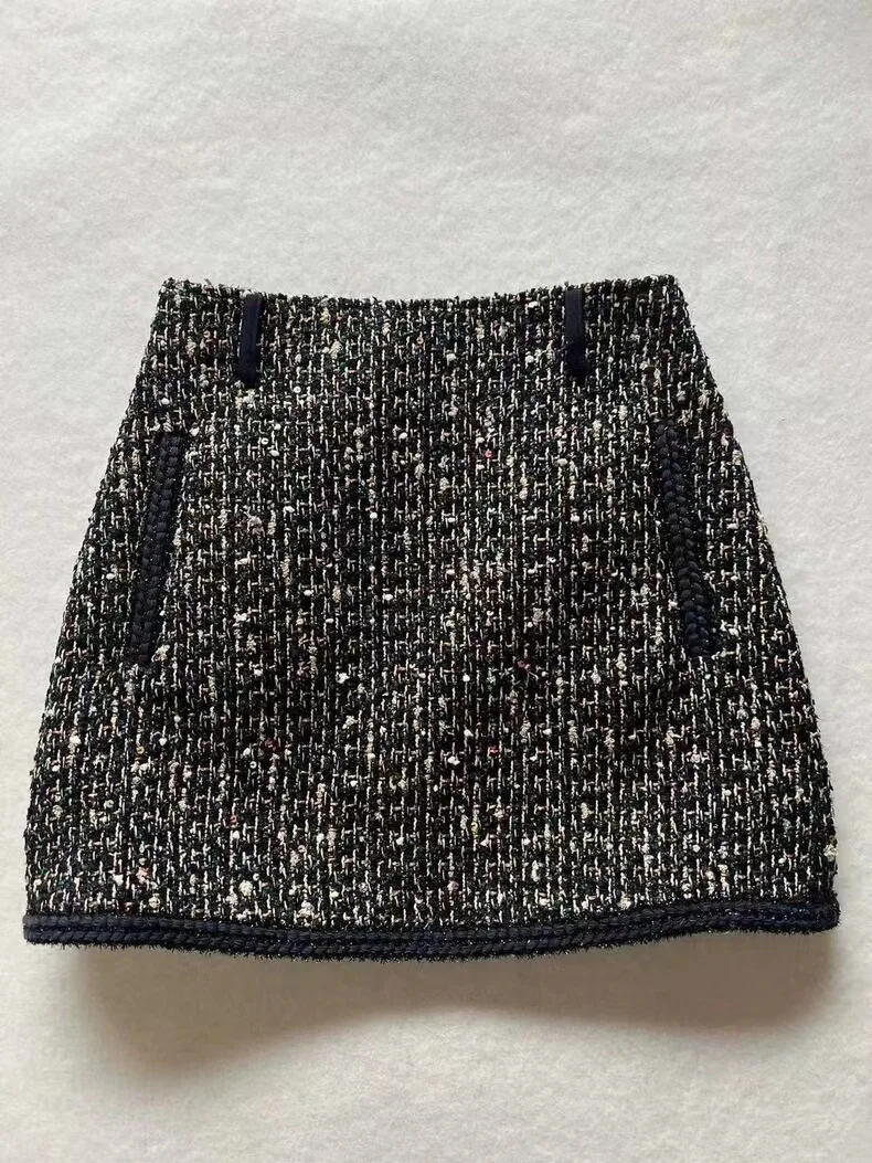 Women's 2024 Autumn and Winter New Sequins Mixed Spinning High Waist A-line Skirt
Women's 2024 Autumn and Winter New Sequins Mixed Spinning High Waist A-line Skirt
