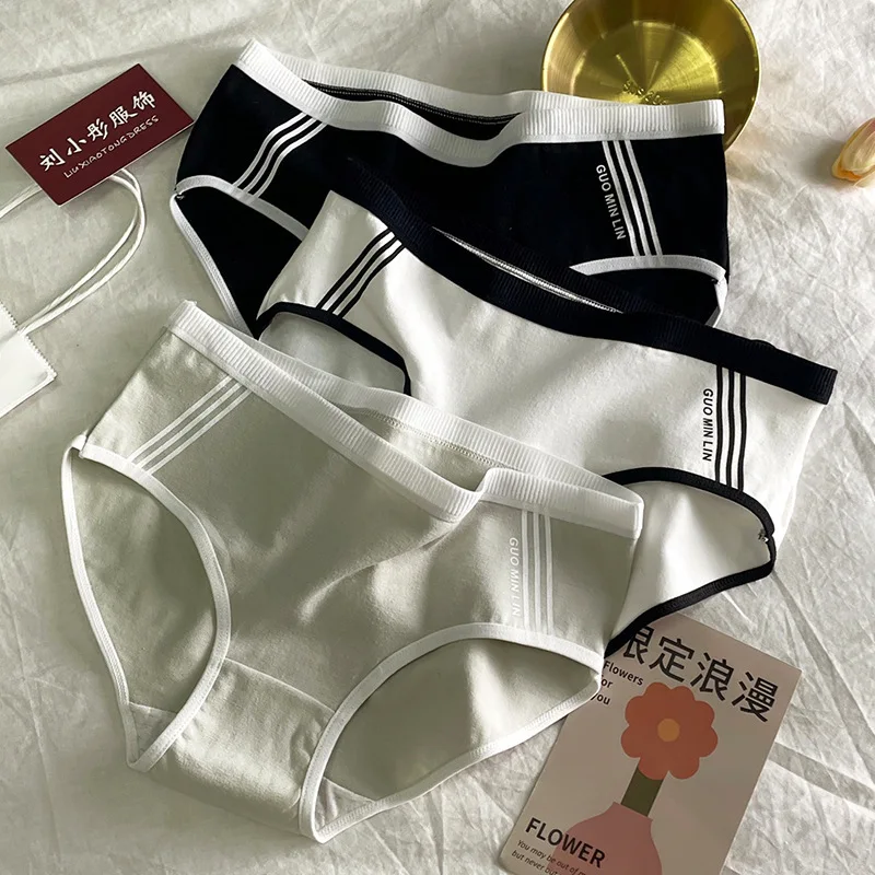 Women Black White and Gray Solid Color Simple Cotton Mid Waist Underwear Girl Print Comfortable Breathable Cotton Crotch Briefs
Women Black White and Gray Solid Color Simple Cotton Mid Waist Underwear Girl Print Comfortable Breathable Cotton Crotch Briefs