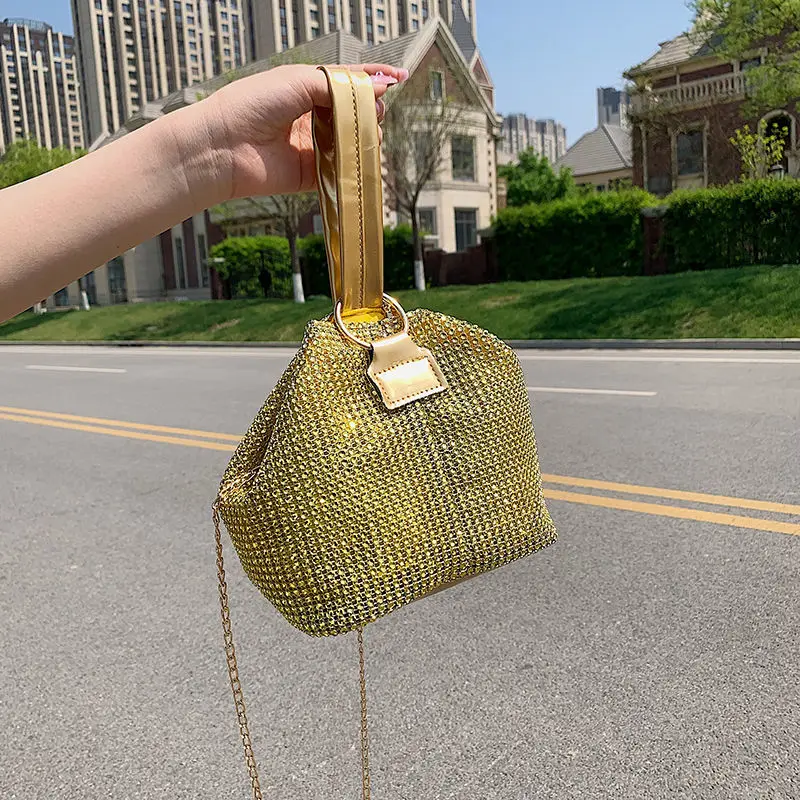 Handbag Luxury for Women Shining Diamond Design Small Crossbody Messenger Bags Fashion Bucket Shoulder Bag Evening Party Purses
Handbag Luxury for Women Shining Diamond Design Small Crossbody Messenger Bags Fashion Bucket Shoulder Bag Evening Party Purses
