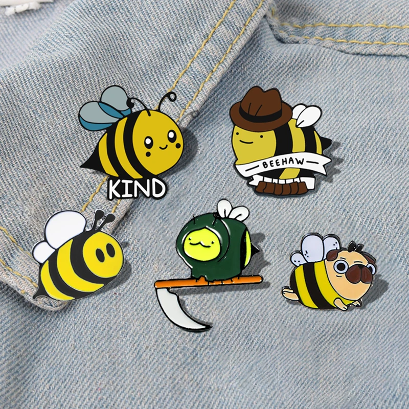 

Bee Brooches Pins for Backpack Cute Cowboy Hat Bees Shirt Lapel Pin Cartoon Insect Enamel Badge Kids Friends Jewelry Gift