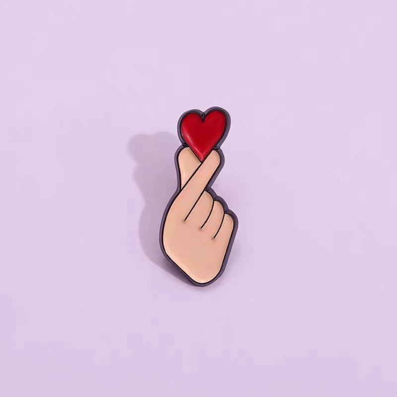 Hand Heart Gesture Enamel Pins Sweet And Romantic Sign Language Brooches Lapel Badges Jewelry Gift For Lover Friend Wholesale
Hand Heart Gesture Enamel Pins Sweet And Romantic Sign Language Brooches Lapel Badges Jewelry Gift For Lover Friend Wholesale