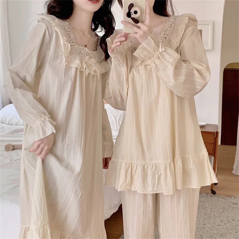 Palace Solid Pajamas Lace Ruffled Princess Style Long-sleeved Pajamas Square Sollar Somfortable Homewear Suit Nightdress D490
Palace Solid Pajamas Lace Ruffled Princess Style Long-sleeved Pajamas Square Sollar Somfortable Homewear Suit Nightdress D490