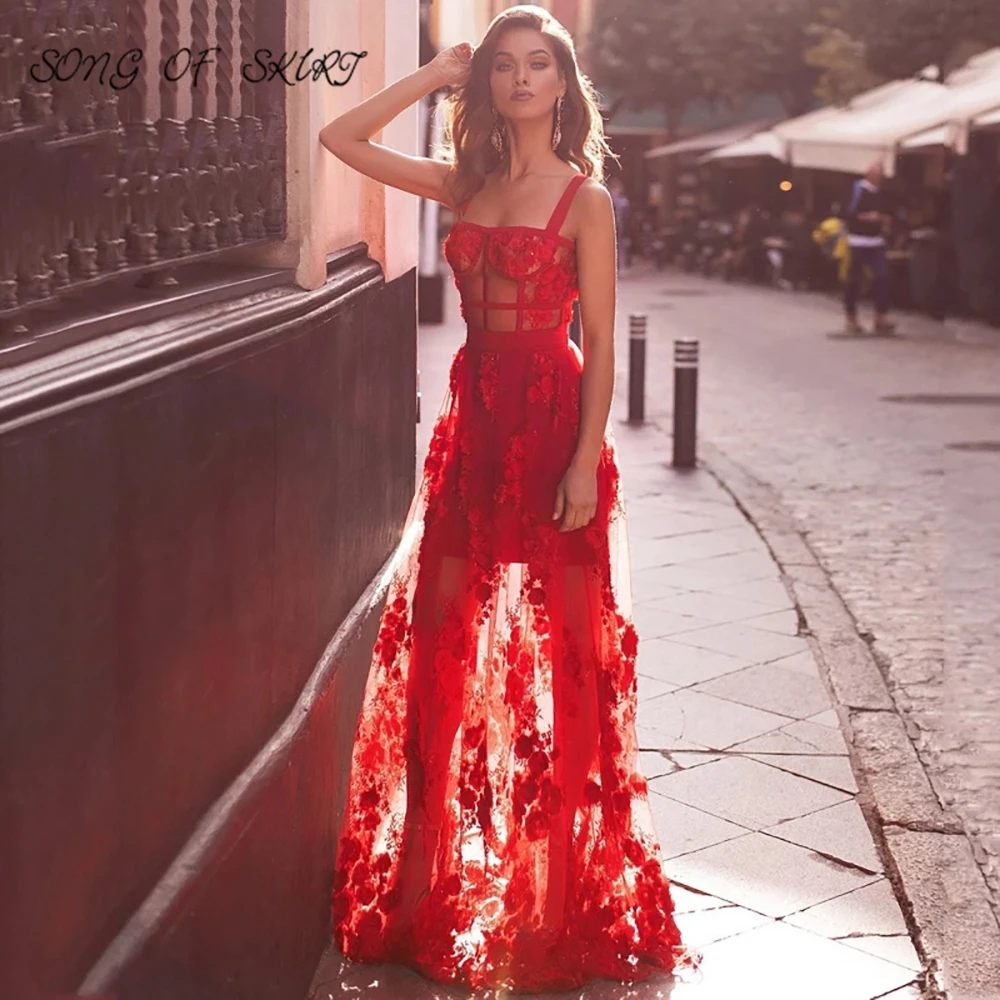 Red Spaghetti Straps Evening Dresses See Thru Birthday Party Prom Gowns Customer Made Applique Dress Robe De Soirée Femme
Red Spaghetti Straps Evening Dresses See Thru Birthday Party Prom Gowns Customer Made Applique Dress Robe De Soirée Femme