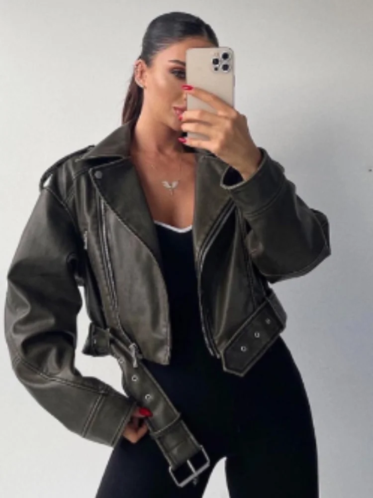Washed Leather Belt Jacket Women Vintage Turn Down Collar Gradient Zipper Short Coat Female Fashion Casual Chic Jacket
Washed Leather Belt Jacket Women Vintage Turn Down Collar Gradient Zipper Short Coat Female Fashion Casual Chic Jacket