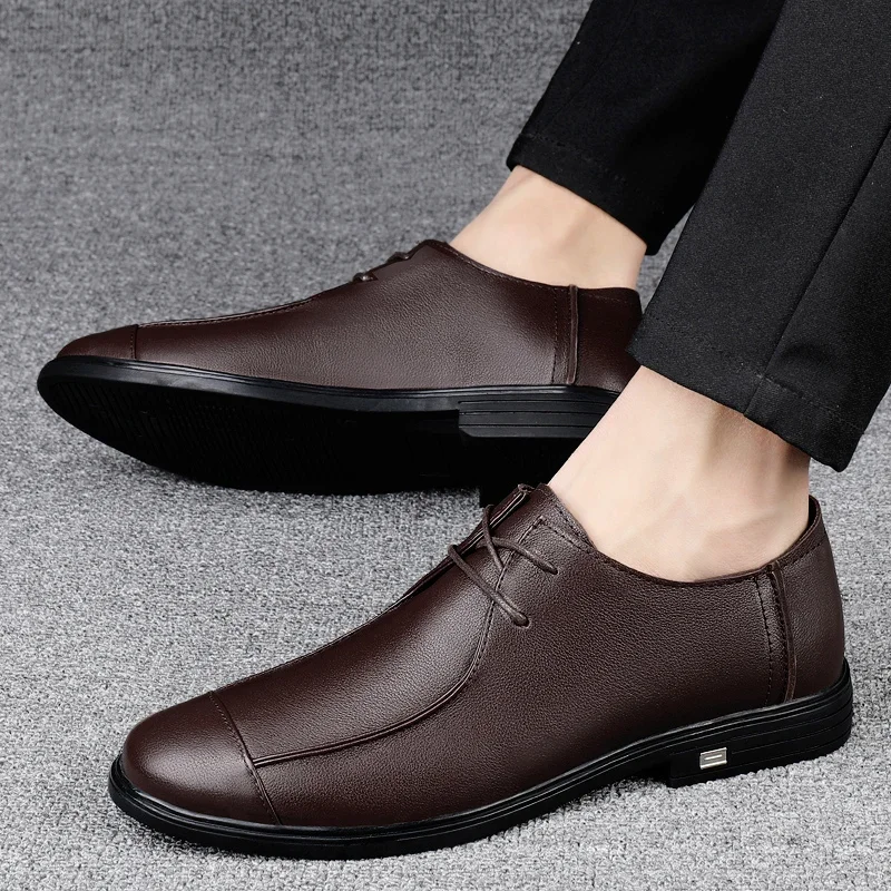 Men's Genuine Leather Shoes Classic Business Shoes Soft Sole Men's Meeting Dress Shoes Versatile Suit Shoes Outdoor Casual Shoes
Men's Genuine Leather Shoes Classic Business Shoes Soft Sole Men's Meeting Dress Shoes Versatile Suit Shoes Outdoor Casual Shoes