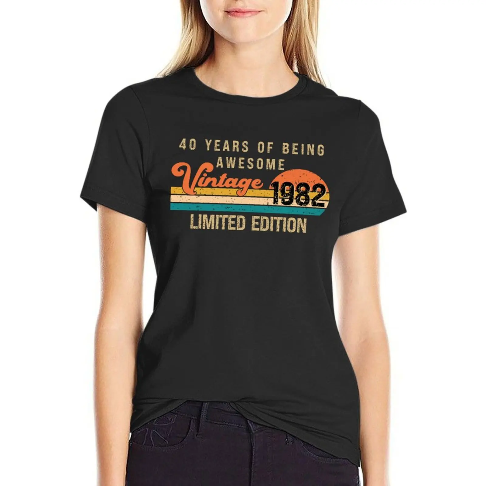 Vintage 1982 Limited Edition 40th Birthday - Retro Sunset Style T-Shirt tops designer clothes Women luxury
Vintage 1982 Limited Edition 40th Birthday - Retro Sunset Style T-Shirt tops designer clothes Women luxury