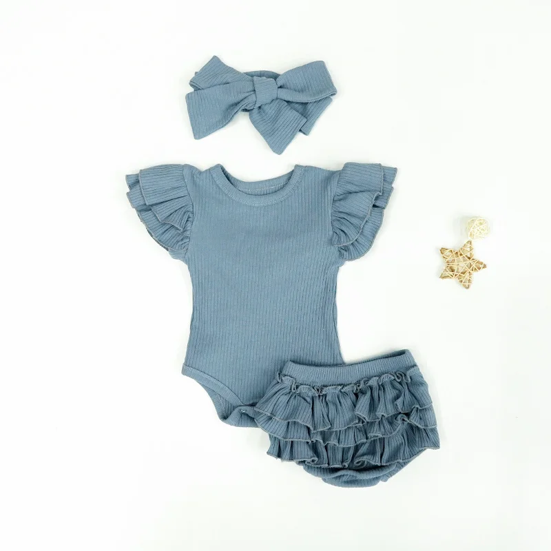 Conjunto Bebê Fru Fru 3 peças - Macacão, calcinha e faixa em algodão super macio Conjunto Bebê Fru Fru 3 peças - Macacão, calcinha e faixa em algodão super macio