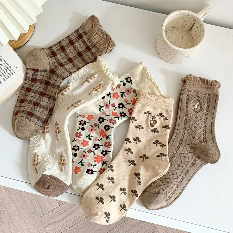 Retro Socks Women Flower Embroidery Harajuku Vintage Streetwear Crew Socks Animals Cartoon Cute Japanese Kawaii Girl Woman Socks
Retro Socks Women Flower Embroidery Harajuku Vintage Streetwear Crew Socks Animals Cartoon Cute Japanese Kawaii Girl Woman Socks