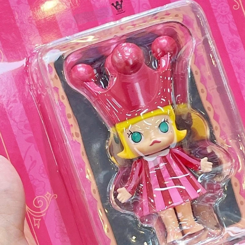 

PTS Pink Molly Princess 100% Mega Royal Crown Figure Art Collection Designer Toys Amusement Park Land Exclusive New