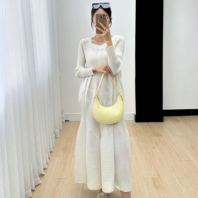 

GGHK Miyake Autumn New Long Sleeve Pleated Lantern Dress Oversized Loose Pod Long Dress Women's Design Classic Clothing 2023