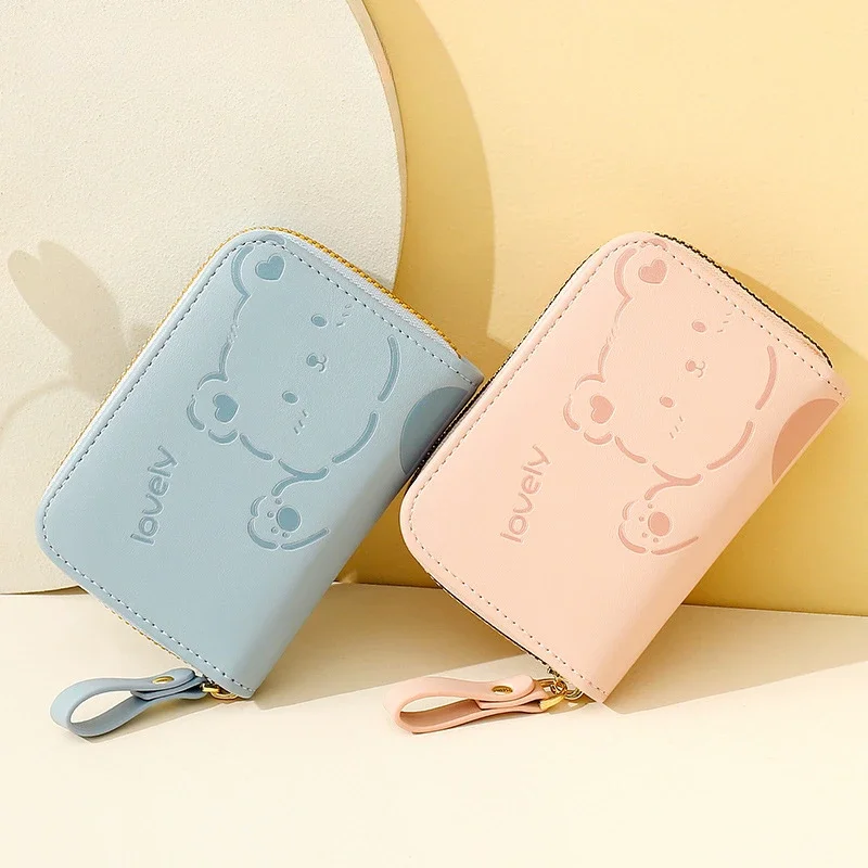 The New Zipper Mini Multi-slot Ladies Organ Card Bag Cartoon PU Cute Bear Coin Purse Is Fresh and Sweet
The New Zipper Mini Multi-slot Ladies Organ Card Bag Cartoon PU Cute Bear Coin Purse Is Fresh and Sweet