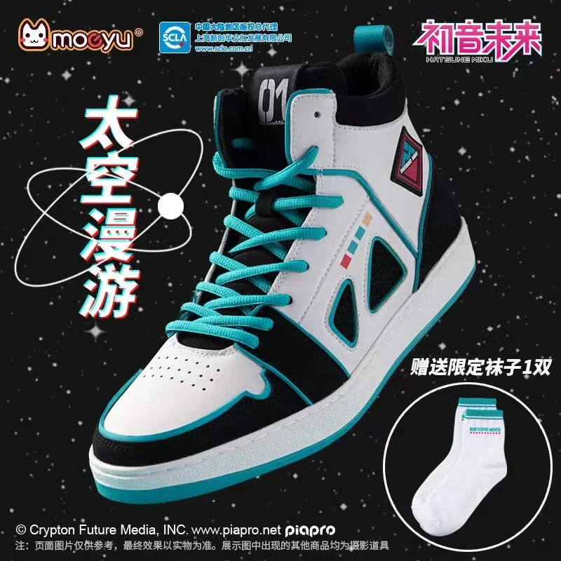 Moeyu Hatsune Miku Shoes for Men Vocaloid Cosplay Male Sneakers Women Tennis Sport Athletic Anime Figure Shoe Casual Gift Socks
Moeyu Hatsune Miku Shoes for Men Vocaloid Cosplay Male Sneakers Women Tennis Sport Athletic Anime Figure Shoe Casual Gift Socks