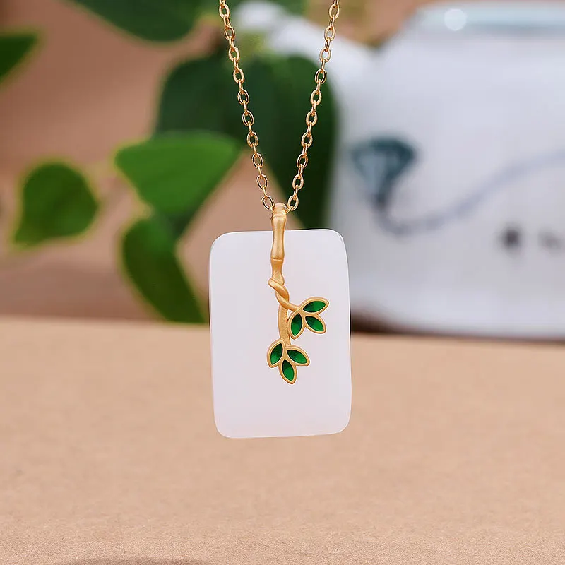 Hetian Yuzhu Bao Ping'an Necklace pure silver mascot accessories brand male and female national style jade pendant
Hetian Yuzhu Bao Ping'an Necklace pure silver mascot accessories brand male and female national style jade pendant