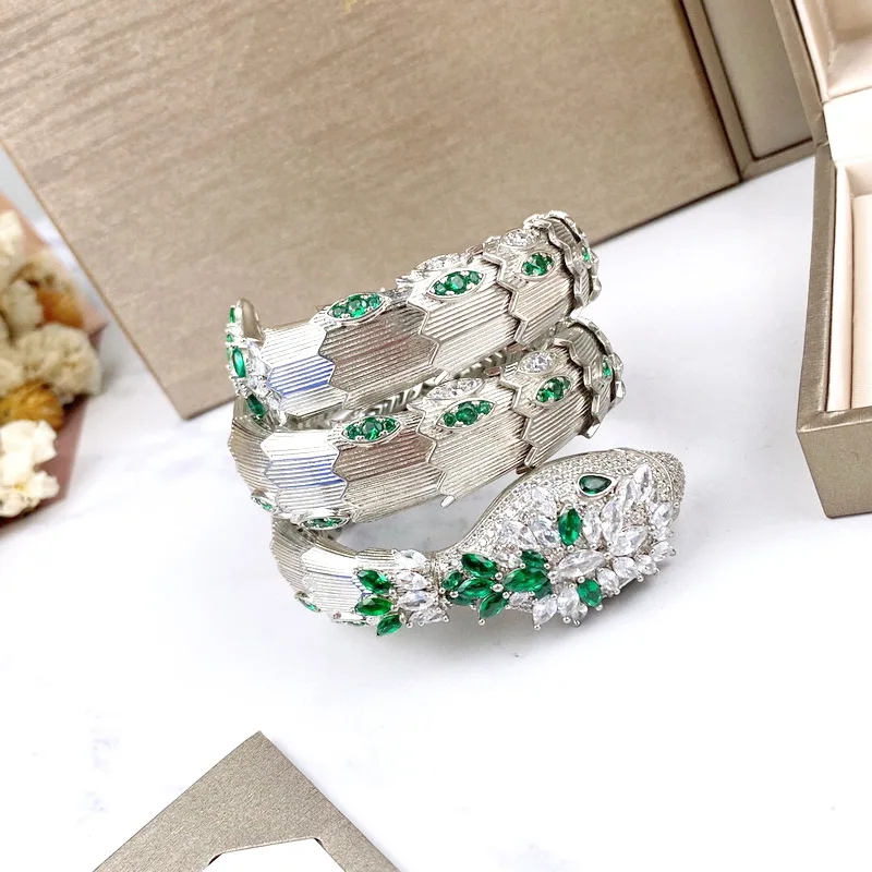 

Designer Collection Luxurious Style Bracelet Settings Green Czech Zircon Snake Serpent Snakelike Three Circle Elastic Bangle