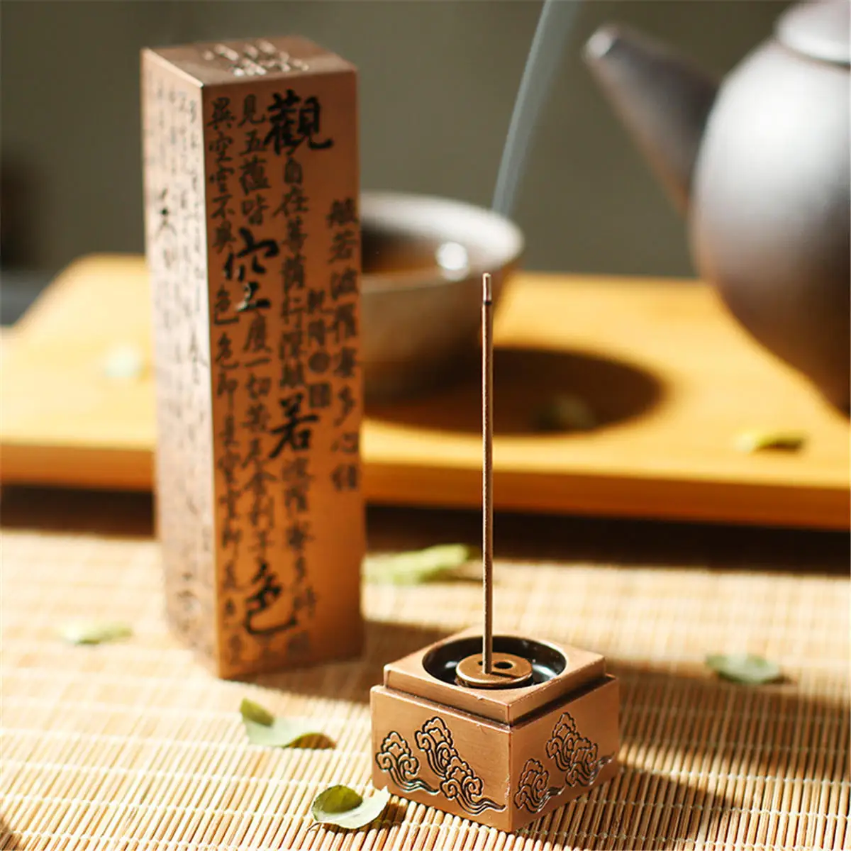 Bronze Retro Hollow Buddhist Incense Burners Tower Scriptures Aromatherapy Censer Incense Box Home Decorations
Bronze Retro Hollow Buddhist Incense Burners Tower Scriptures Aromatherapy Censer Incense Box Home Decorations