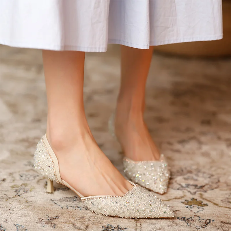 Shoes For Women's Wedding Bridal Shoes 2023 Crystal Elegant Pointed Toe Medium Heel Sexy Women's Party Shoes Pumps Women Shoes
Shoes For Women's Wedding Bridal Shoes 2023 Crystal Elegant Pointed Toe Medium Heel Sexy Women's Party Shoes Pumps Women Shoes