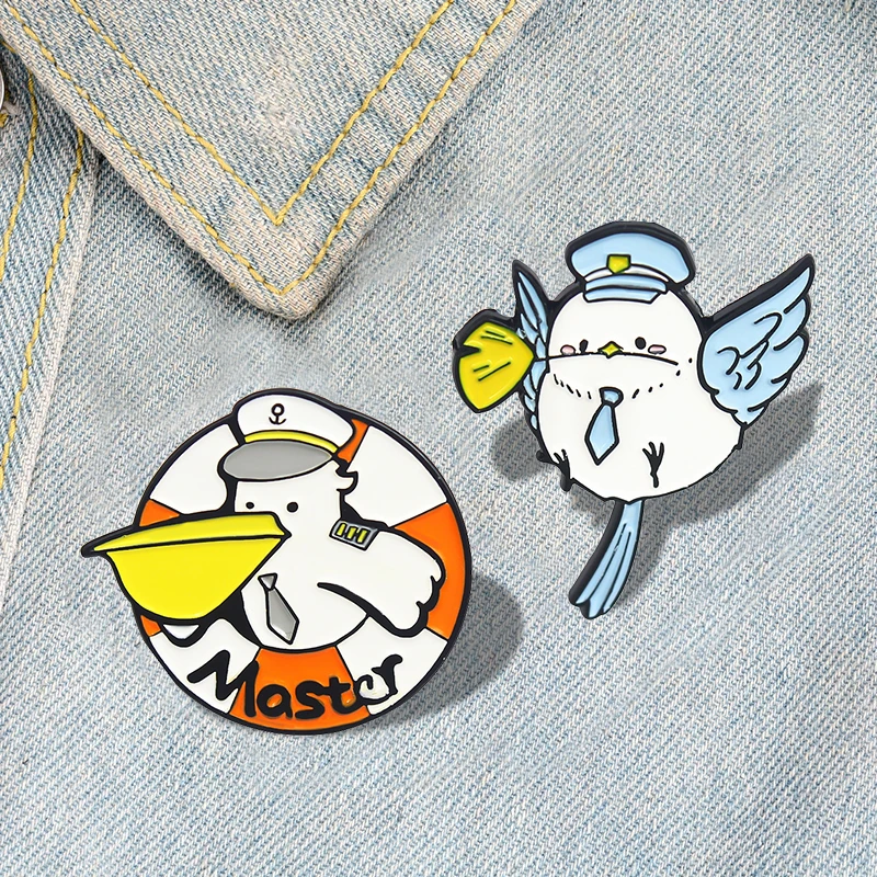 

Cute Letter Pigeon Lapel Pins Cartoon Flying Doves with Leaf Brooches Enamel Blue Hat Bird Badges Jewelry Gifts for Kids Friends