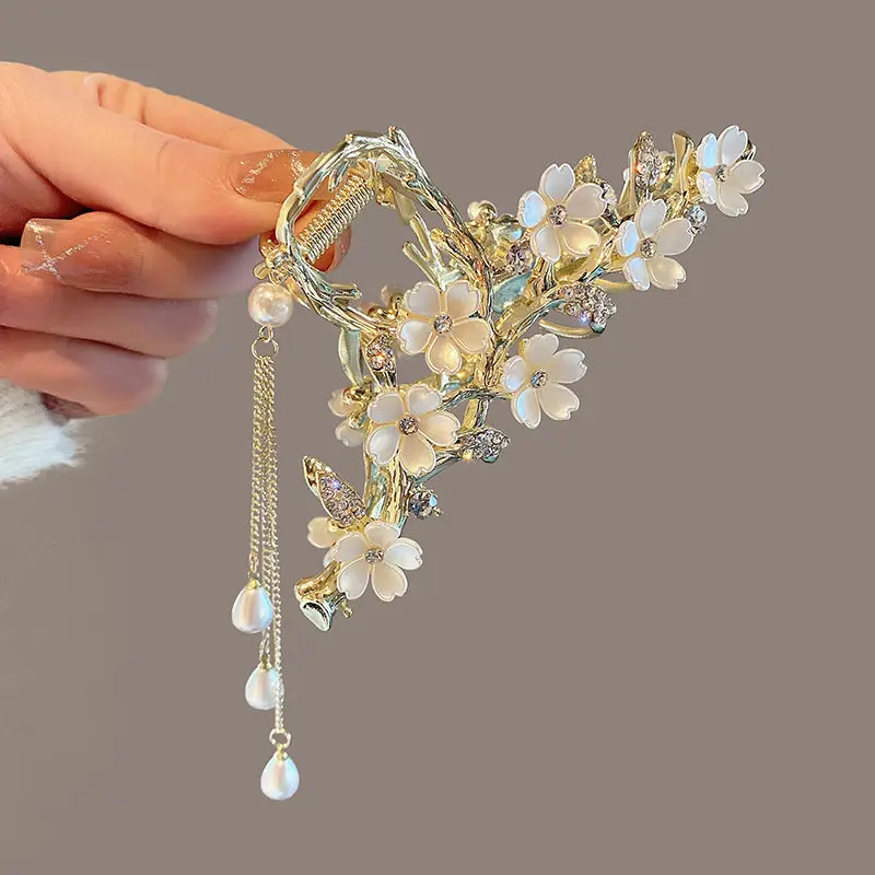 

Korean Pearl Flower Tassel Hair Claw for Women Cute Sweet Hair Clip Girls Fashion Elegance Headdress Exquisite Hair Accessoires