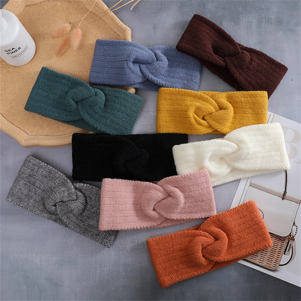 Retro Warm Knitted Wool Hairbands Elegant Women Makeup Bundled Hair Yoga Headbands Trendy Hair Accessories For Girls Headwear 
Retro Warm Knitted Wool Hairbands Elegant Women Makeup Bundled Hair Yoga Headbands Trendy Hair Accessories For Girls Headwear