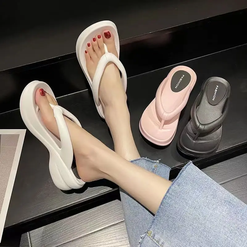

Summer Women Slippers EVA Soft Sides Shoes Garden Shoes Wedges Sweet Sandals Antiskid Female Platform Flip Flops For Stenio