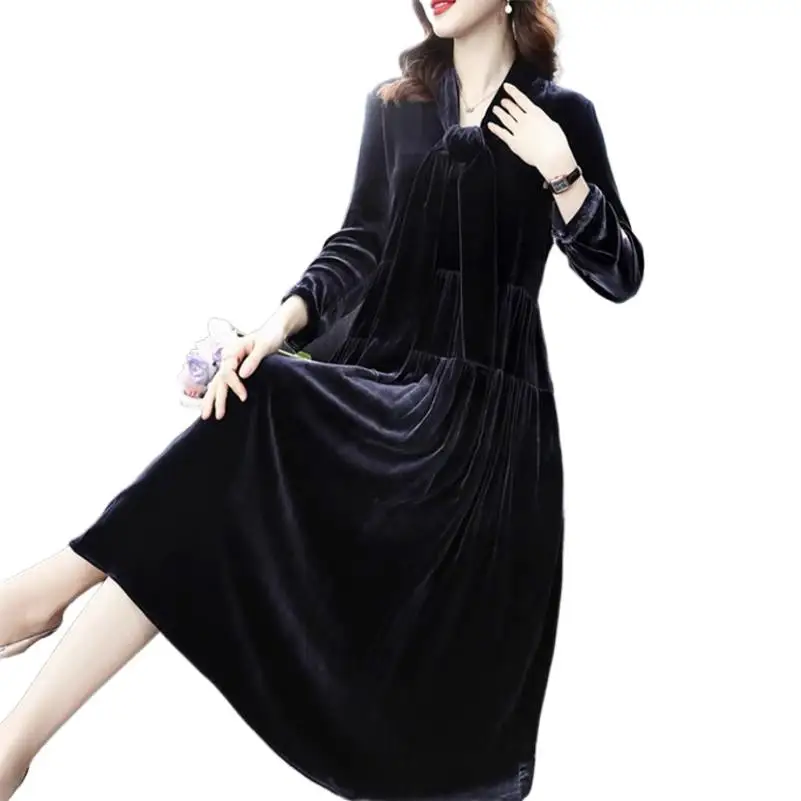 Elegant Vintage Women Dress 2024 Autumn High Street Velvet Dress Femme Party Dress Vestidos Robe Femme
Elegant Vintage Women Dress 2024 Autumn High Street Velvet Dress Femme Party Dress Vestidos Robe Femme