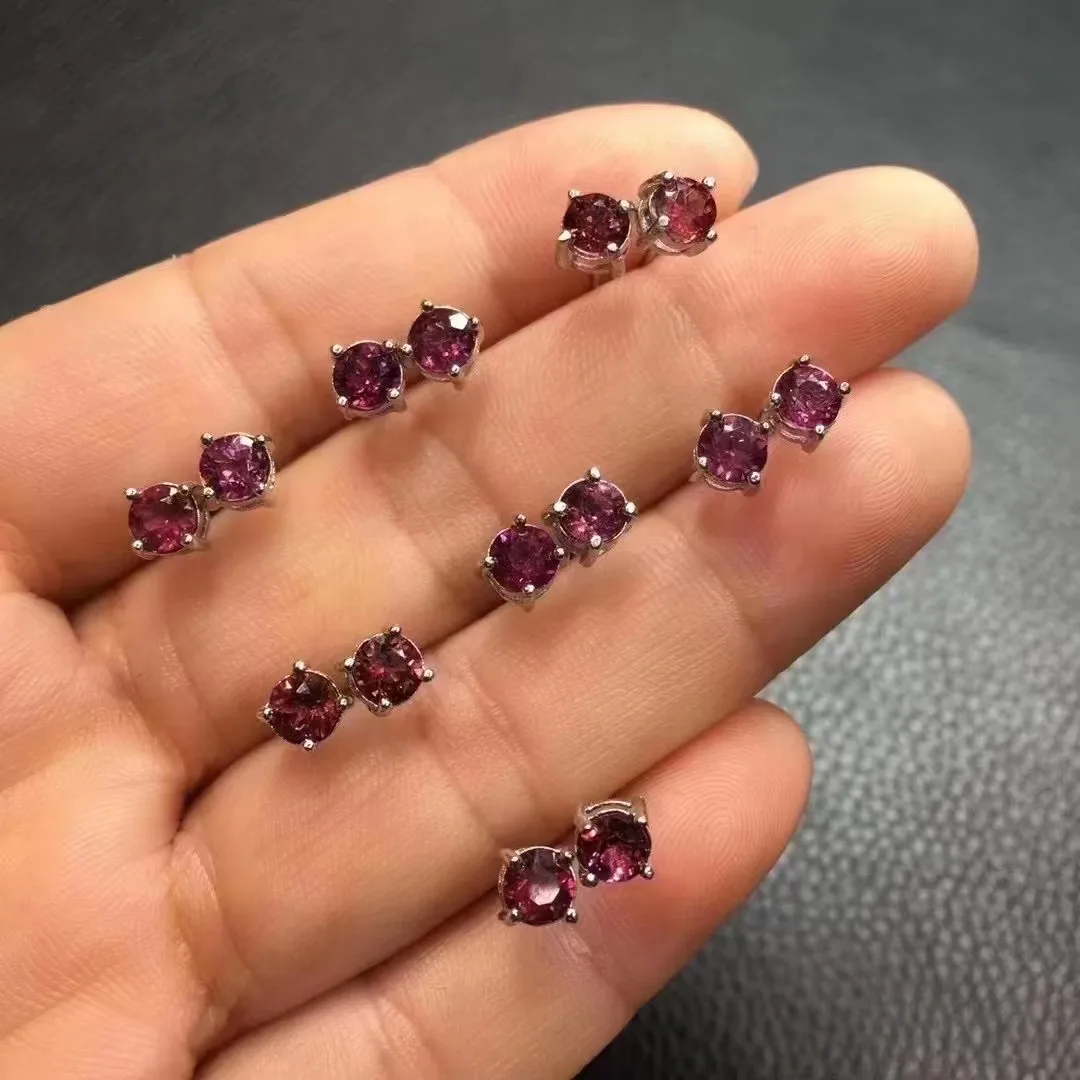 Good Quality 925 Silver With Natural Garnet Crystal Healing Dark Red Circular Shape Gemstone Special Jewelry Gift For Women
Good Quality 925 Silver With Natural Garnet Crystal Healing Dark Red Circular Shape Gemstone Special Jewelry Gift For Women