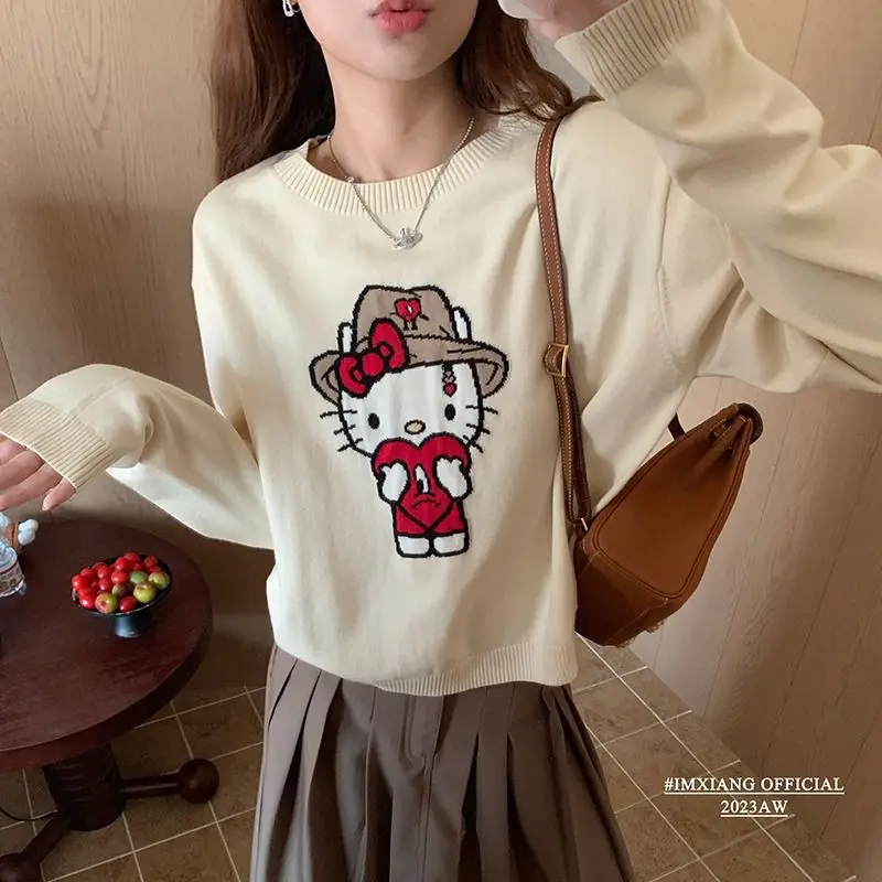 Новинка кавайный свитер Hellokittys Sanrio мультфильм аниме вязаная одежда Осень/Зима Свободный круглый вырез академический стиль мягкий теплый подарок для девочки
Новинка кавайный свитер Hellokittys Sanrio мультфильм аниме вязаная одежда Осень/Зима Свободный круглый вырез академический стиль мягкий теплый подарок для девочки
