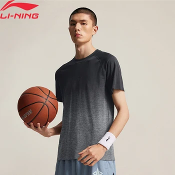 רוצו על זה! מגוון נעלי ספורט LI NING במחירים שווים! 32